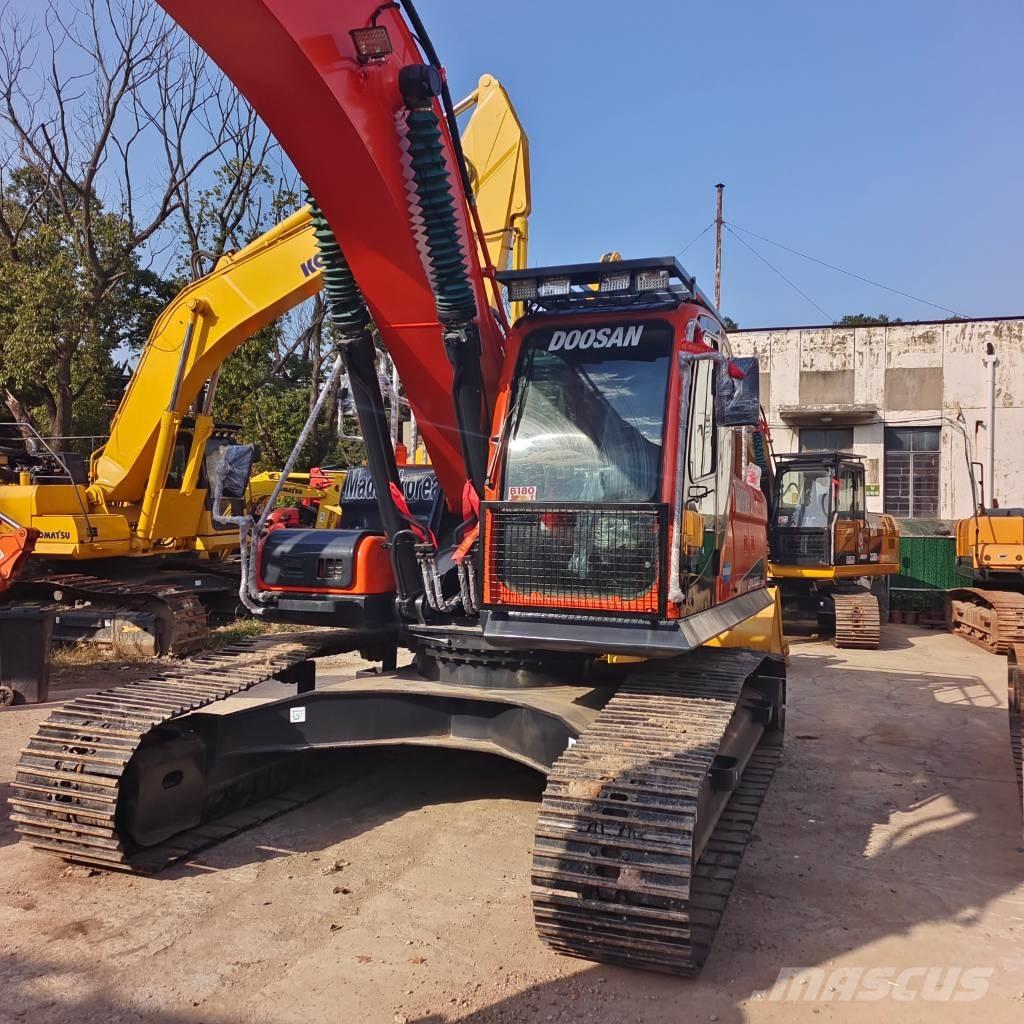 Doosan DX 300 LC Excavadoras de cadenas