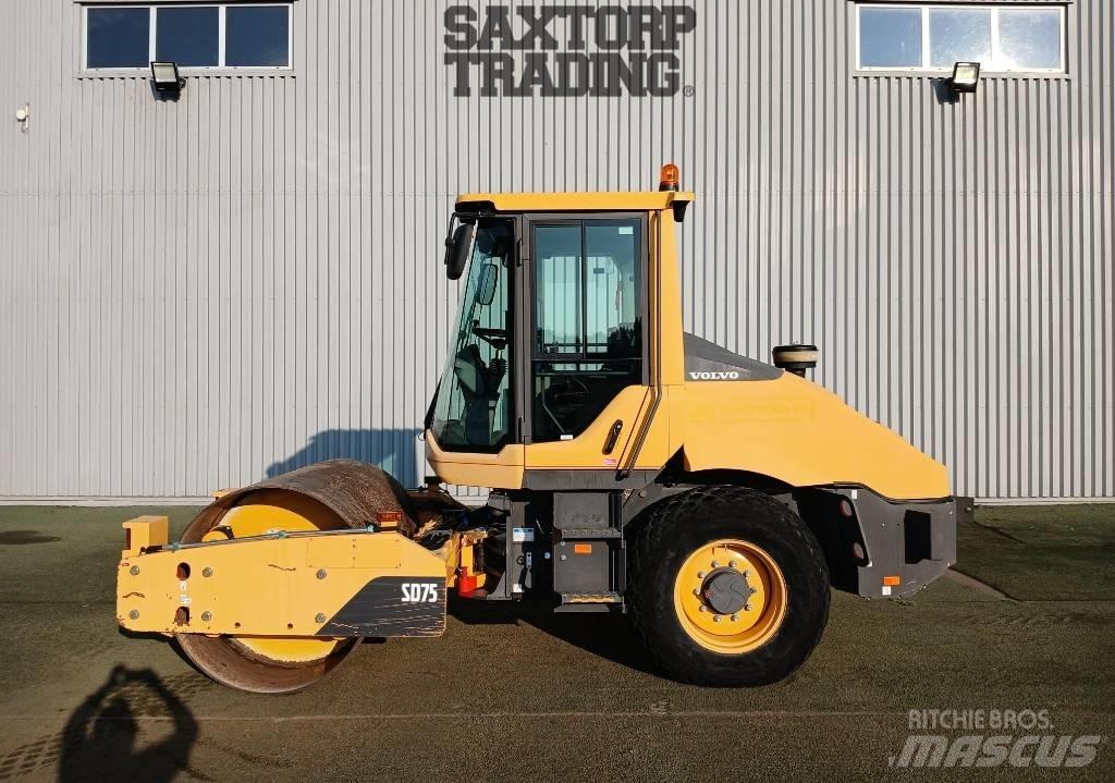 Volvo SD75, Vält Rodillos de un solo tambor