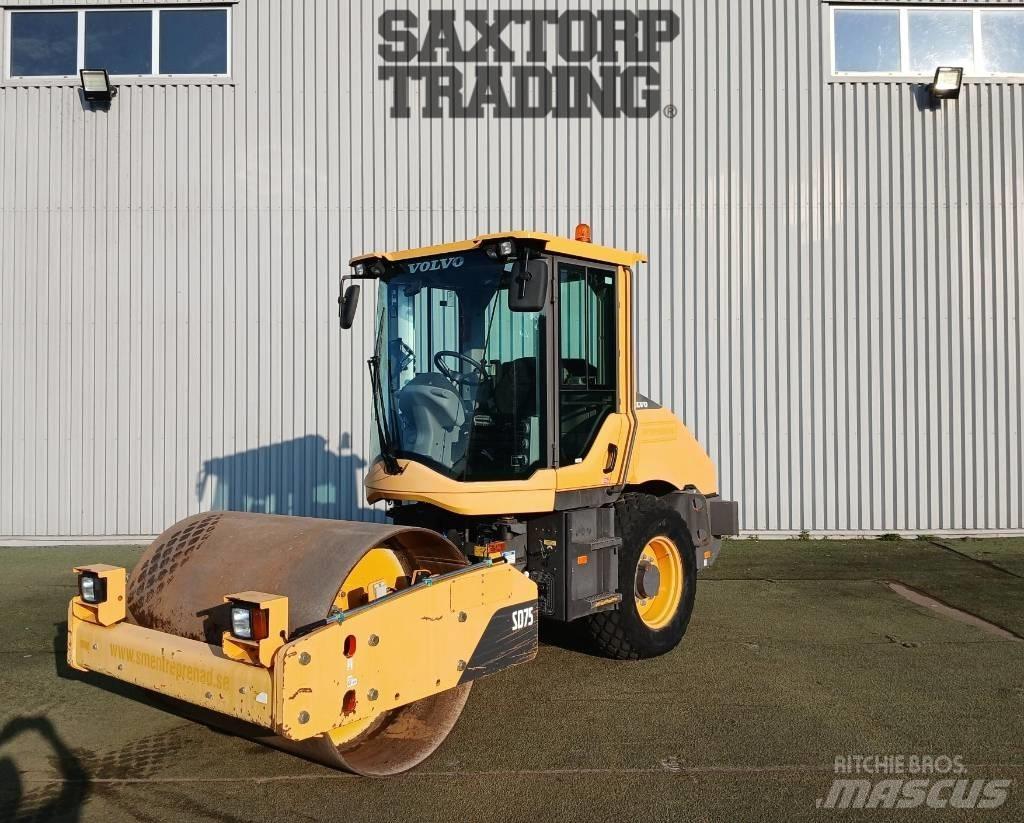 Volvo SD75, Vält Rodillos de un solo tambor