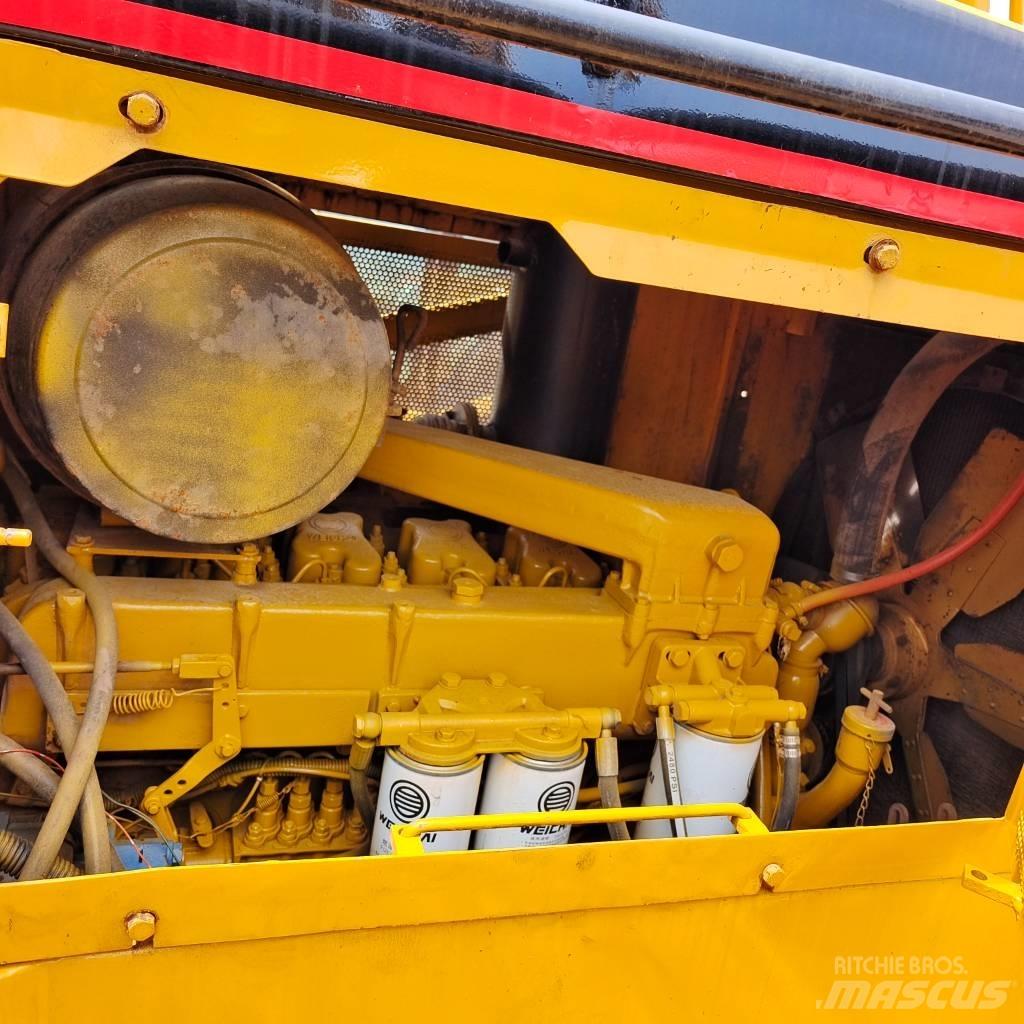 CAT D 7 R Buldozer sobre oruga