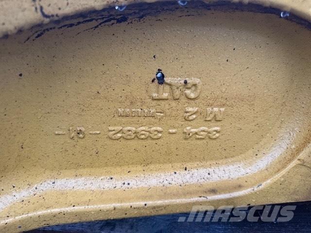 CAT 908 BUCKET LINK Cucharones