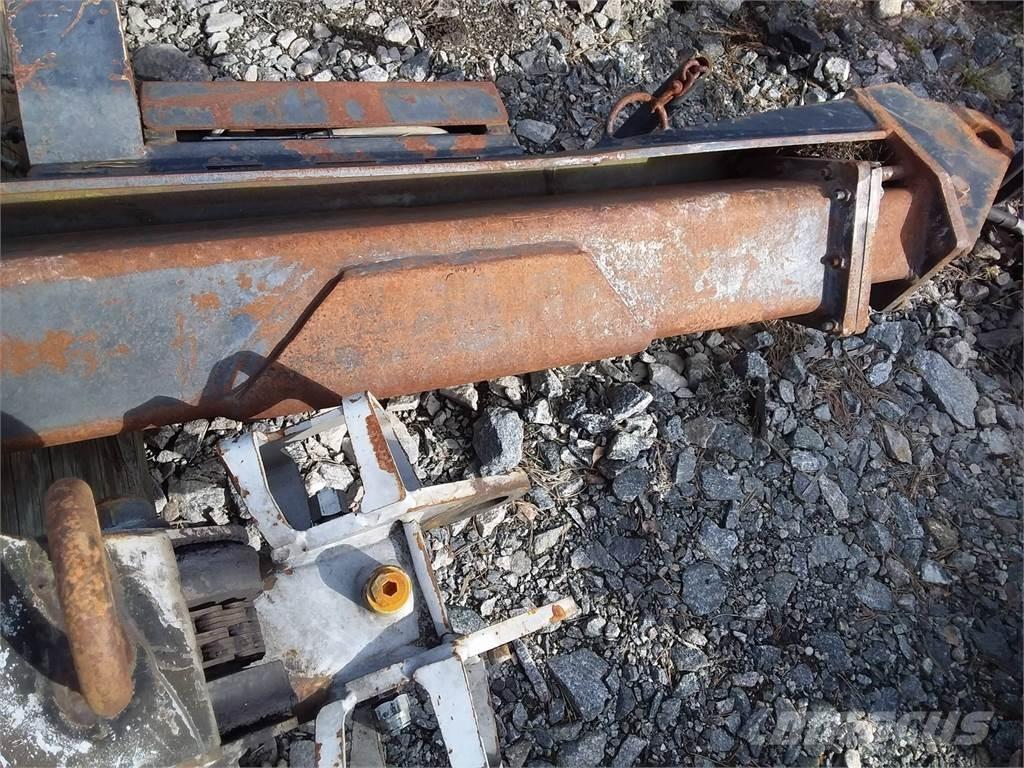 CAT 2200 Grúas taladoras