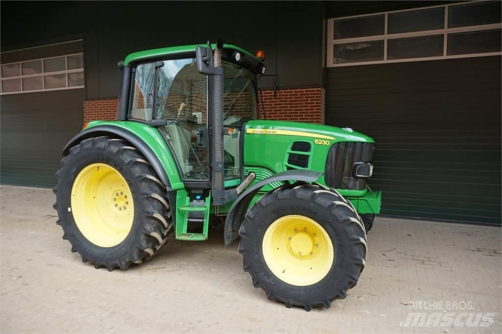 John Deere 6230 Tractores
