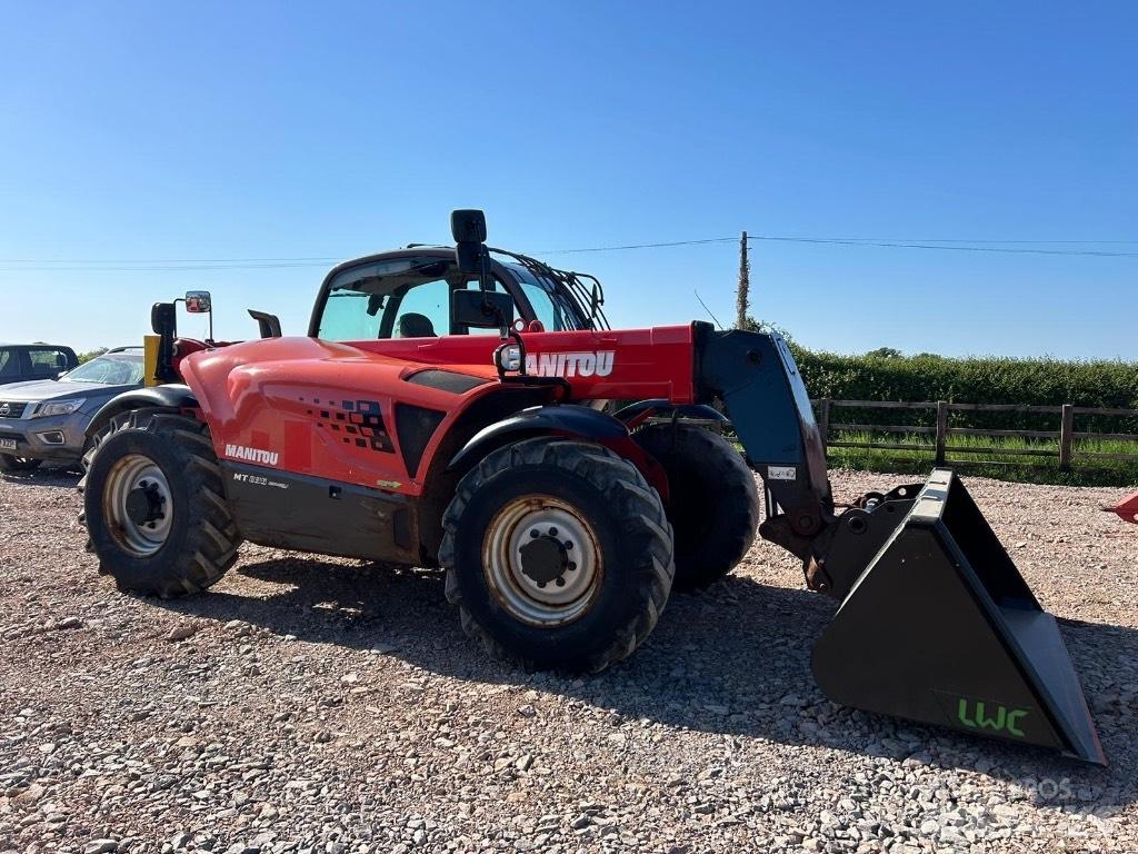 Manitou MT 835 Carretillas telescópicas
