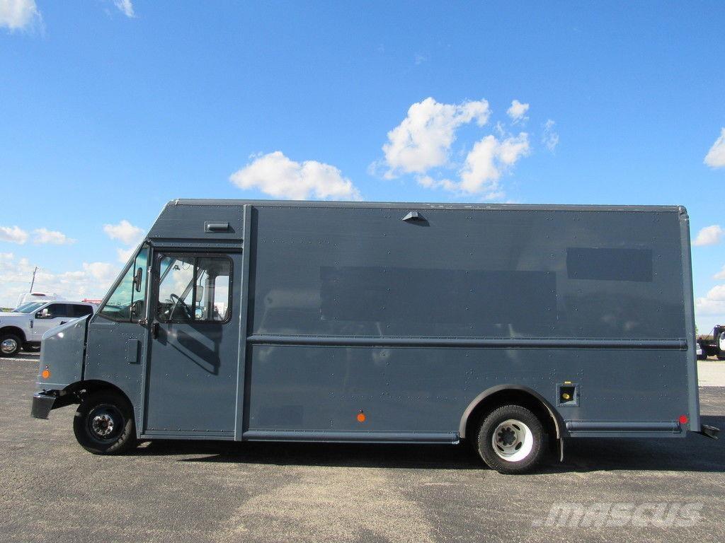 Ford E-450 Camiones caja cerrada