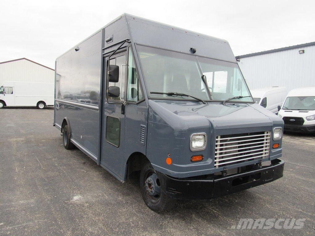 Ford E-450 Camiones caja cerrada
