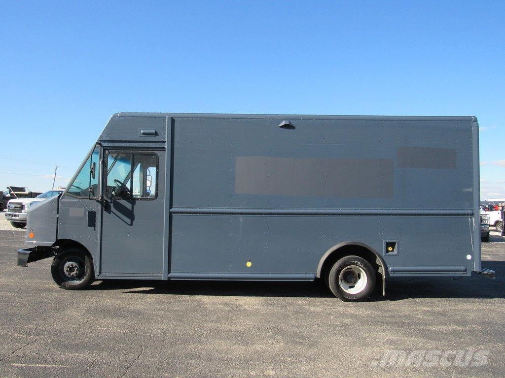 Ford E-450 Camiones caja cerrada