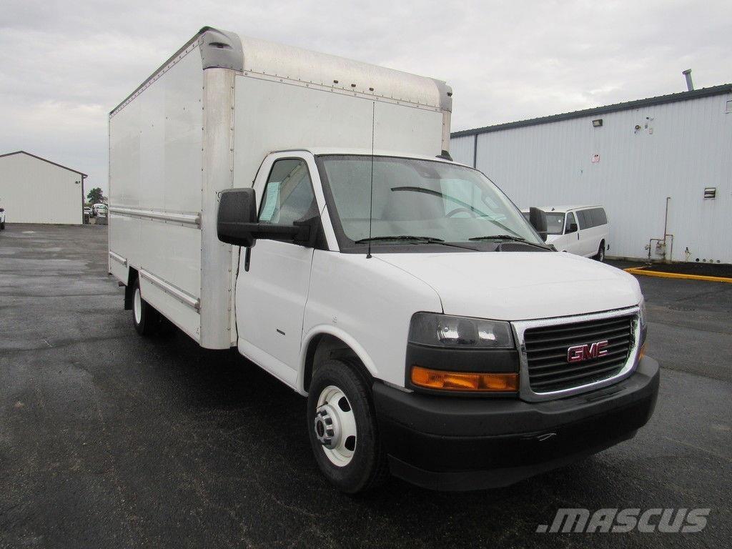 GMC Savana 3500 Camiones caja cerrada