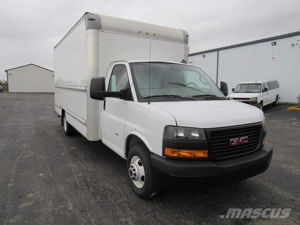 GMC Savana 3500 Camiones caja cerrada