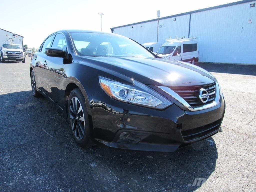 Nissan Altima Coches