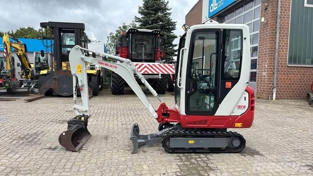 Takeuchi TB216 A Mini excavadoras < 7t