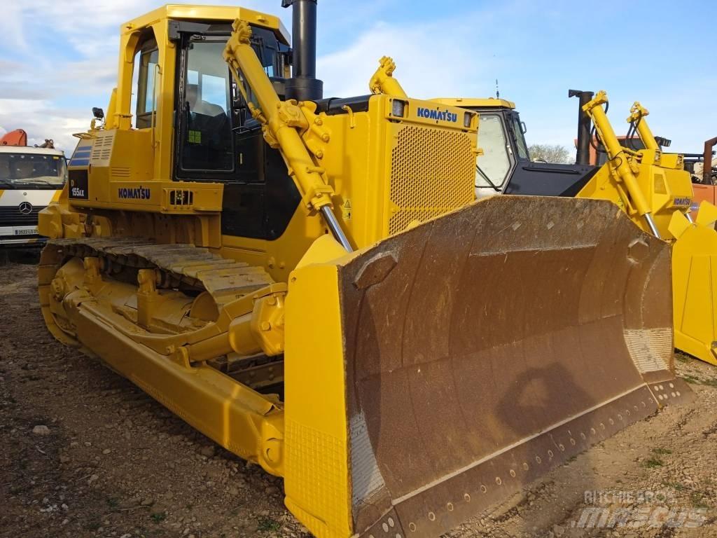 Komatsu D 155 AX-3 Buldozer sobre oruga
