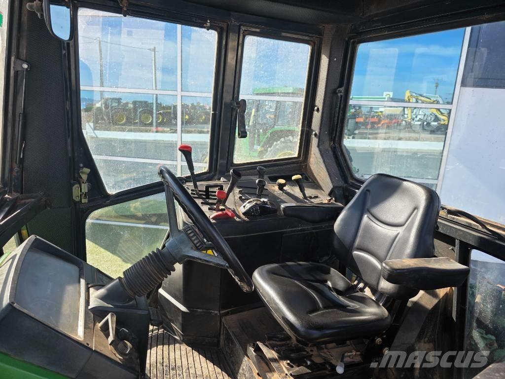 John Deere 6100 Tractores