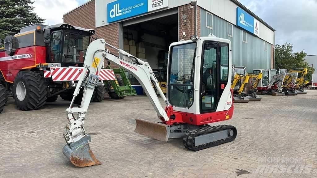 Takeuchi TB216 A Mini excavadoras < 7t