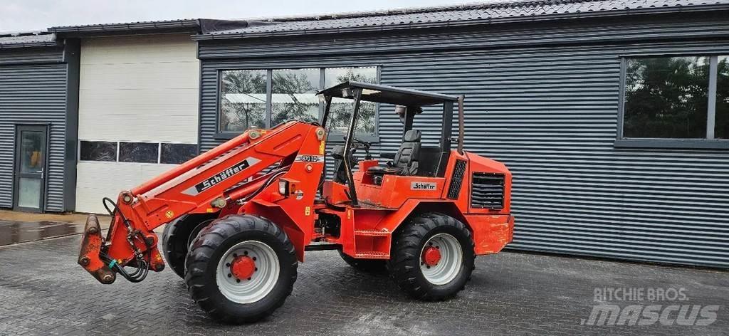 Schäffer 870 T Cargadoras sobre ruedas