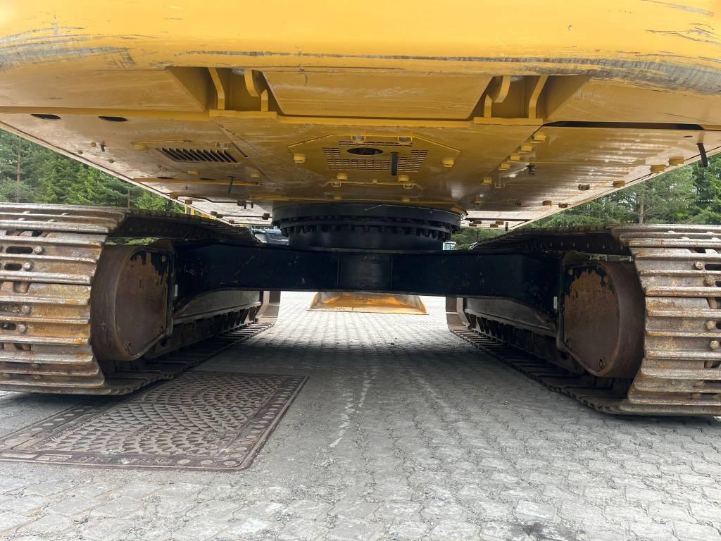 CAT 326 07A Next Gen Excavadoras de cadenas