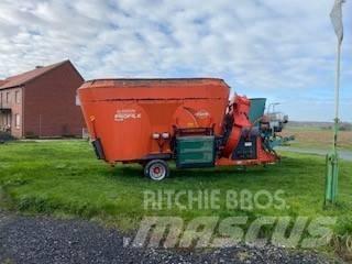 Kuhn Typ 2070 Mezcladoras distribuidoras