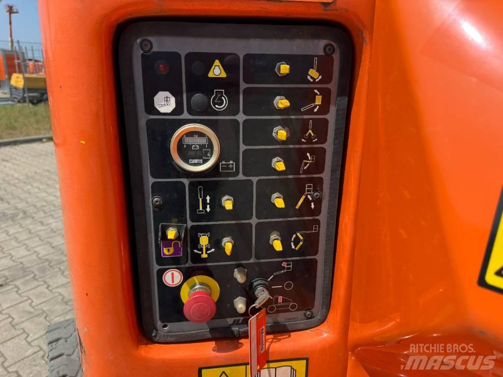 JLG E400AJPN Plataforma de trabajo articulada
