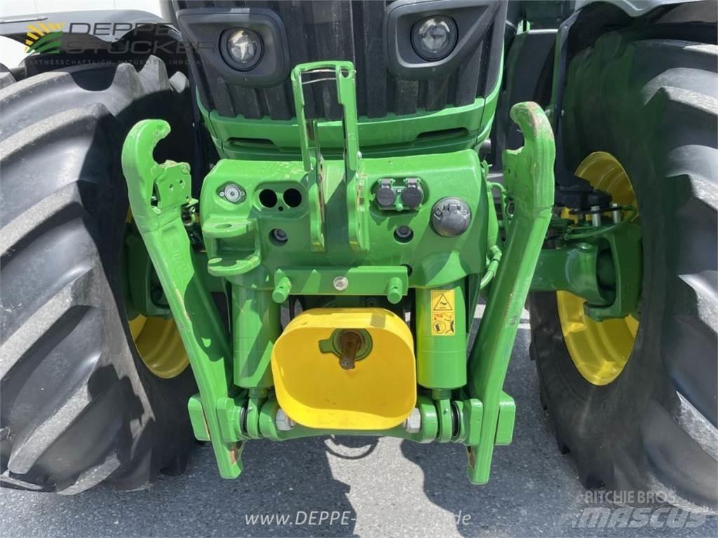 John Deere 6230R Tractores