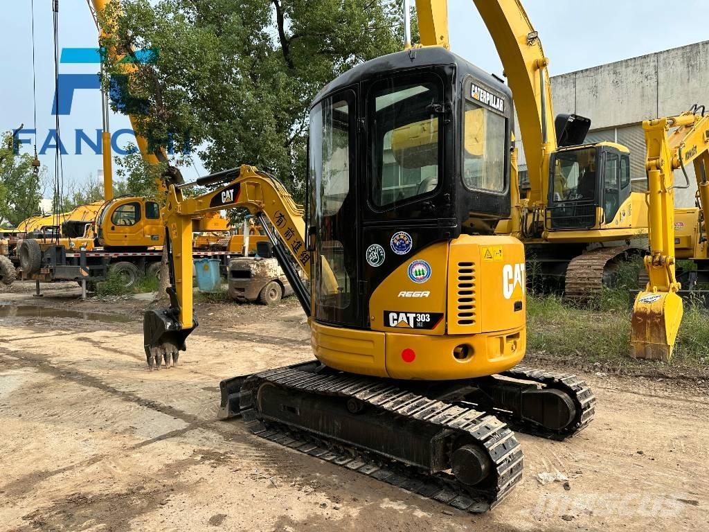 CAT 303 CR Mini excavadoras < 7t