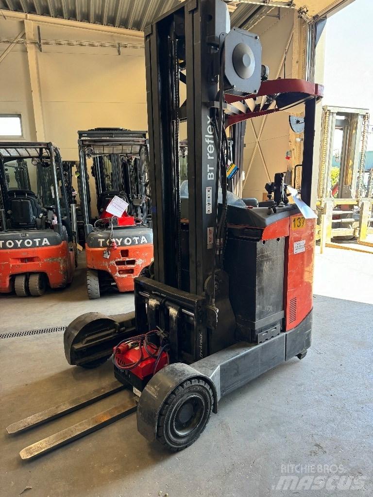 Toyota RRE160R Carretillas retráctiles