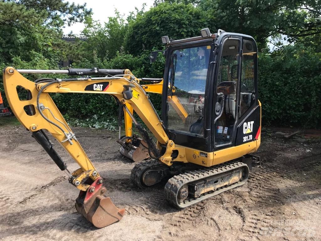 CAT 301.7 D Mini excavadoras < 7t