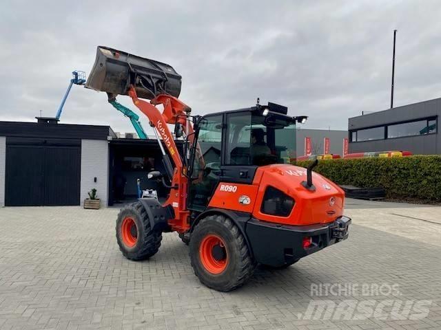 Kubota R 090 Cargadoras sobre ruedas