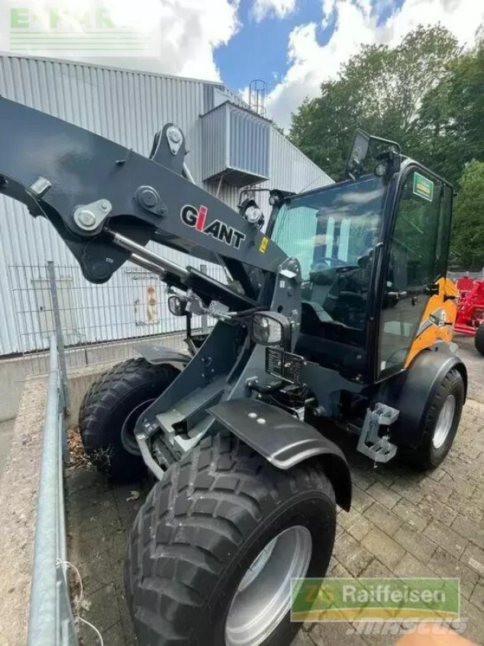 GiANT g5000 Mini excavadoras < 7t