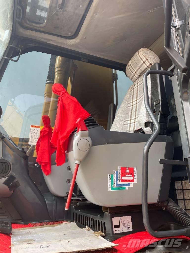 Komatsu PC 200-8 Excavadoras de cadenas