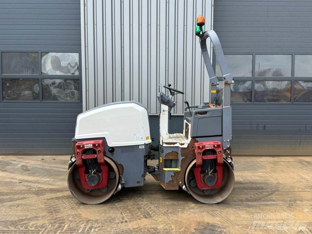 Dynapac CC1200 Rodillos de doble tambor