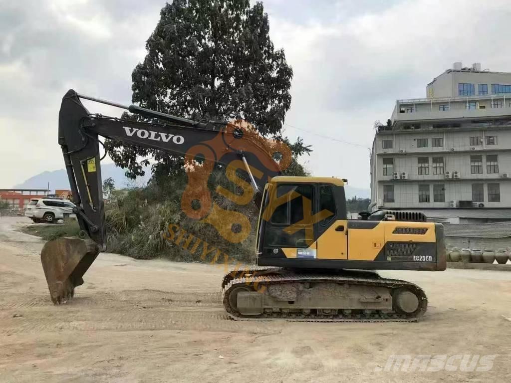 Volvo EC 210 B LC Excavadoras de cadenas