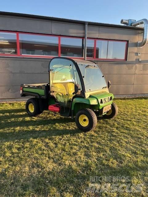 John Deere Gator TE Maquinaria para servicios públicos
