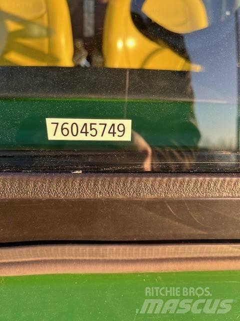 John Deere Gator TE Maquinaria para servicios públicos
