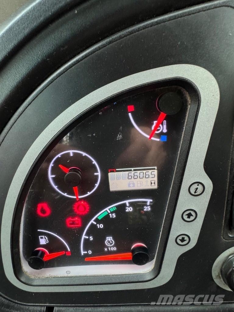 JCB 4 CX 14 HFCA Retrocargadoras