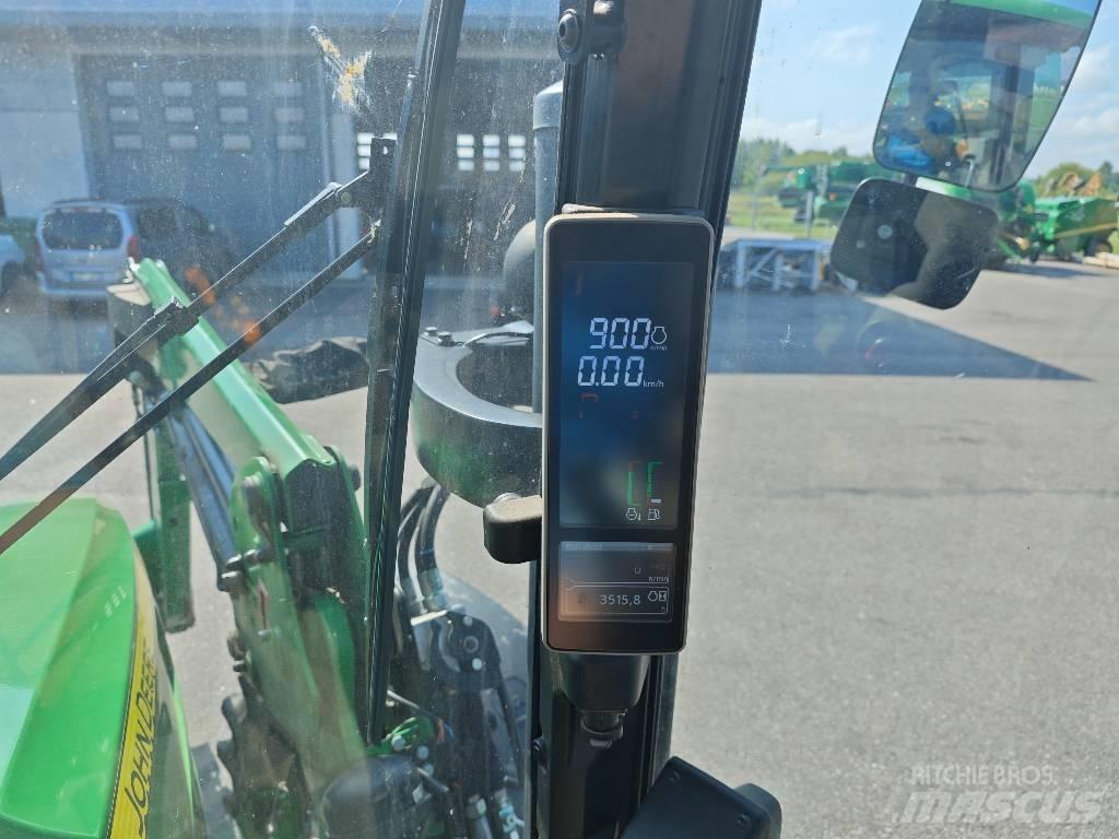 John Deere 5115 R Tractores