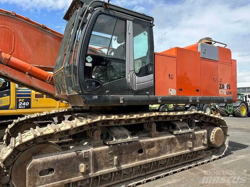 Hitachi ZX670CH-3 Excavadoras de cadenas