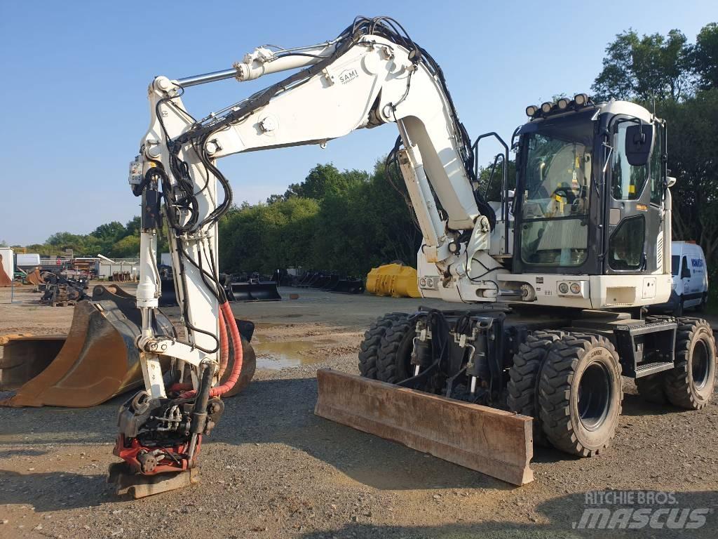Komatsu PW118MR-11 Excavadoras de ruedas