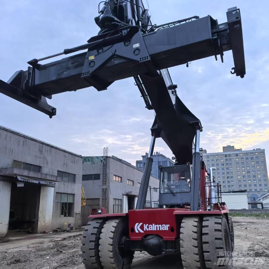 Kalmar DRF 450 Manipulador de contenedores