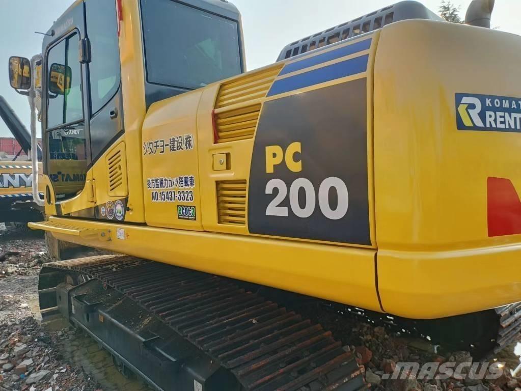 Komatsu PC 200-8 Excavadoras de cadenas