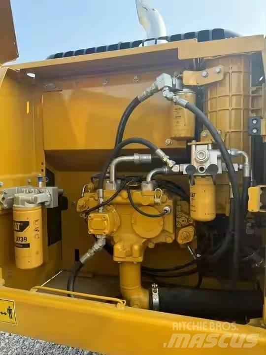 CAT CAT323D2L Excavadoras 7t - 12t