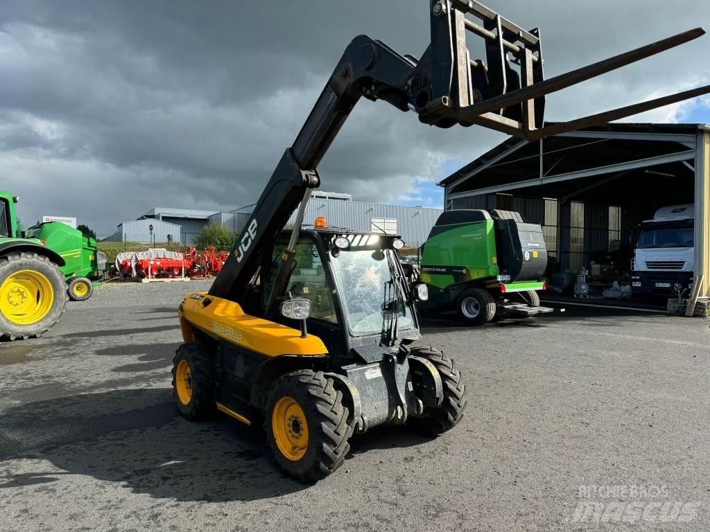 JCB 516 40 COMPACT Manipuladores telescópicos agrícolas
