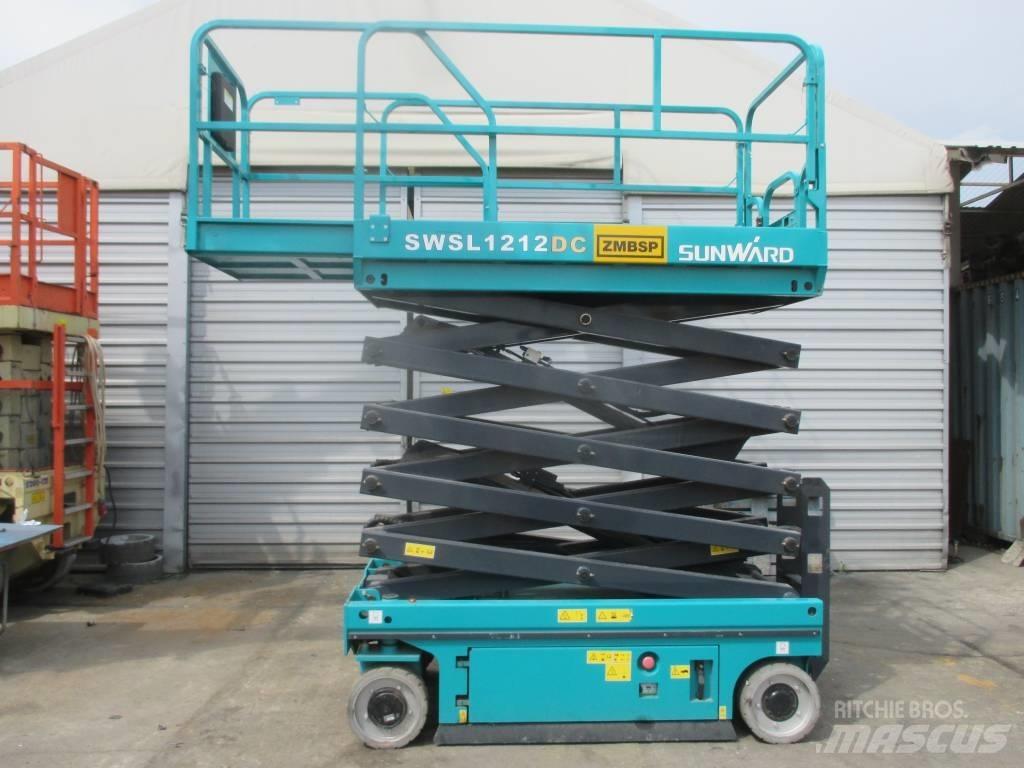 Sunward SWSL 1212 DC Plataformas tijera