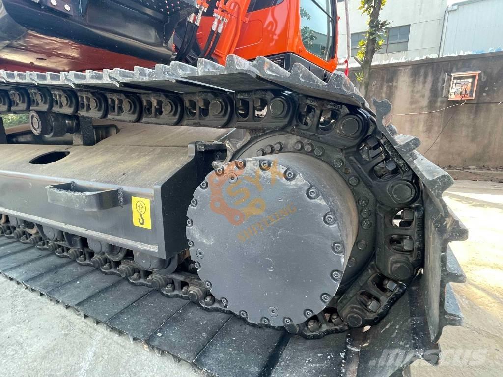Doosan DX 225 LC Excavadoras de cadenas