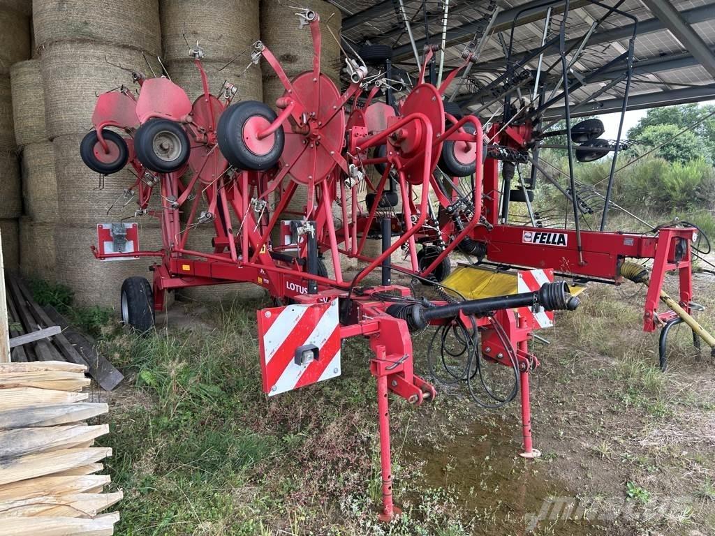 Lely LOTUS 1020 Rastrillos y henificadores