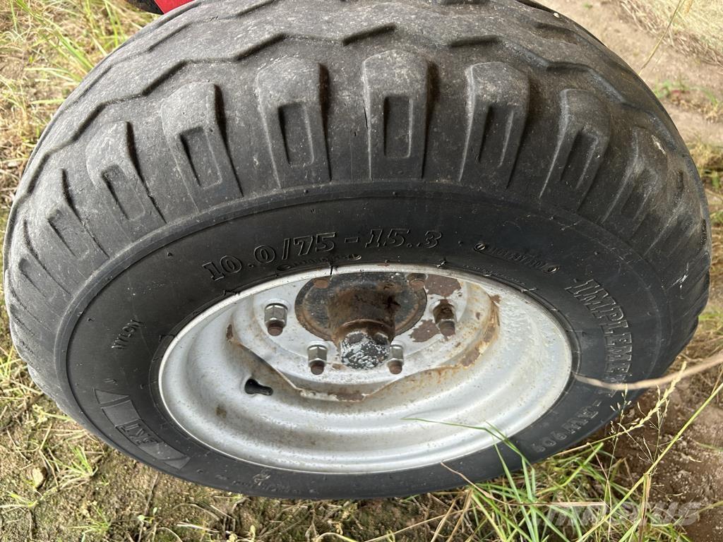 Lely LOTUS 1020 Rakes and tedders