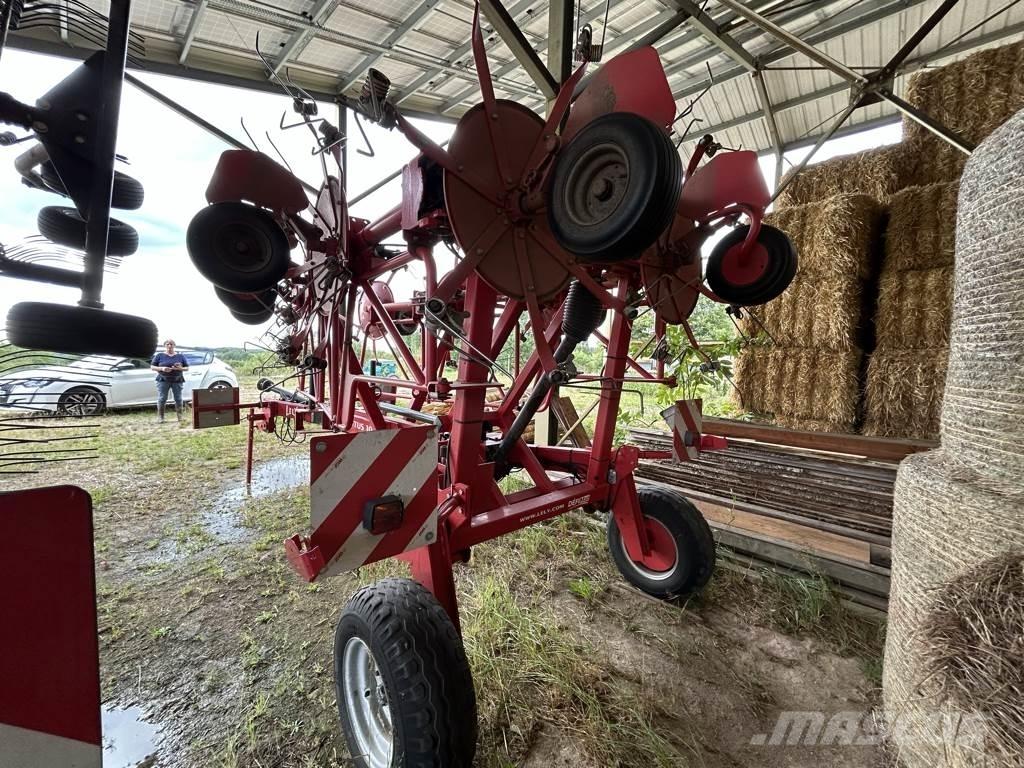 Lely LOTUS 1020 Rastrillos y henificadores