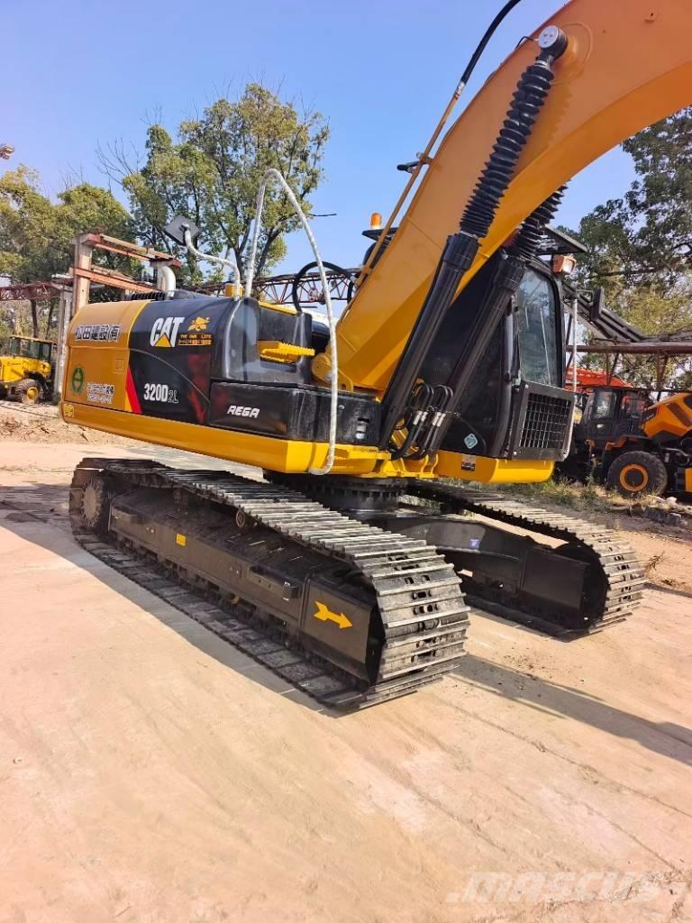 CAT 320 D2L Excavadoras de cadenas