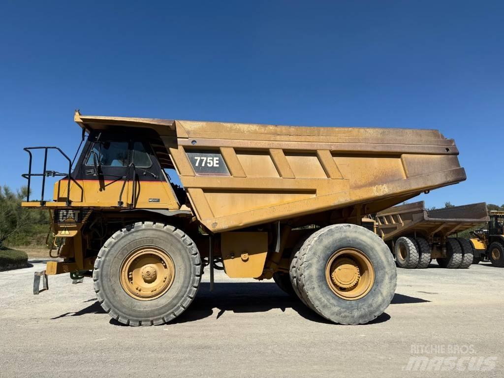 CAT 775 E Dúmpers rígidos