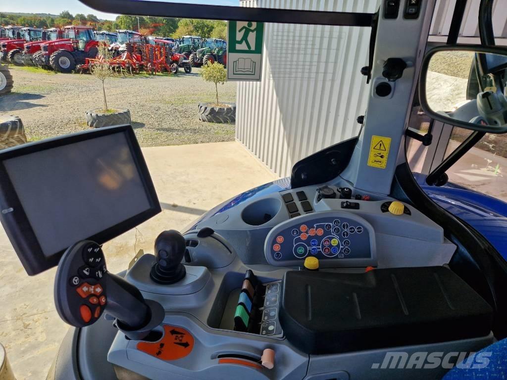 New Holland T 7.235 Tractores