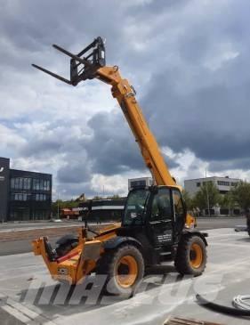 JCB 540-140 Carretillas telescópicas